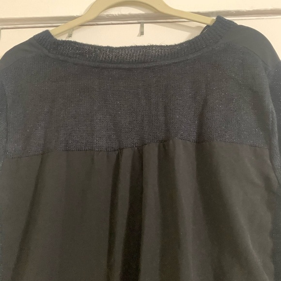 The Limited Black Flowy Blouse Size Medium - Picture 5 of 10
